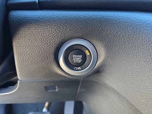 New 2026 Chrysler Pacifica Select w/ S Appearance Package FWD image 26