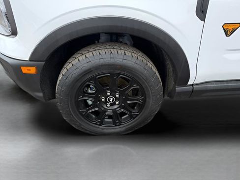 Used 2025 Ford Bronco Sport Badlands AWD/4WD image 27