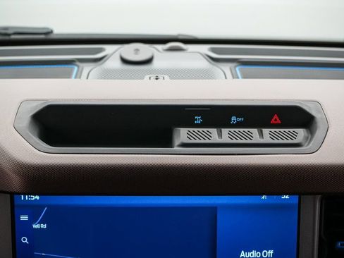 Certified 2023 Ford Bronco Outer Banks image 17