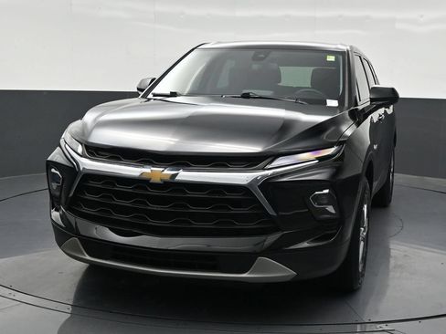 Used 2023 Chevrolet Blazer LT FWD image 9