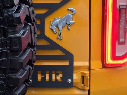 Used 2021 Ford Bronco Badlands image 40