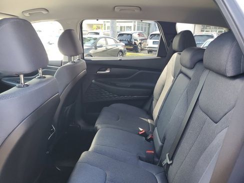 Used 2022 Hyundai Santa Fe SEL w/ Convenience Package image 10