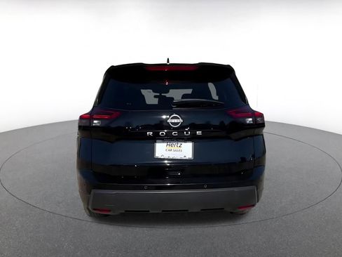 Used 2025 Nissan Rogue SV FWD image 12