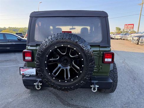 Used 2020 Jeep Wrangler Sport AWD/4WD image 6