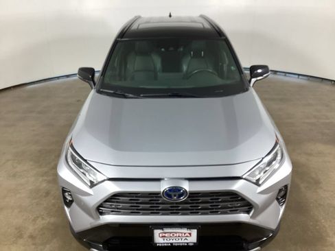 Used 2020 Toyota RAV4 XSE AWD/4WD image 4