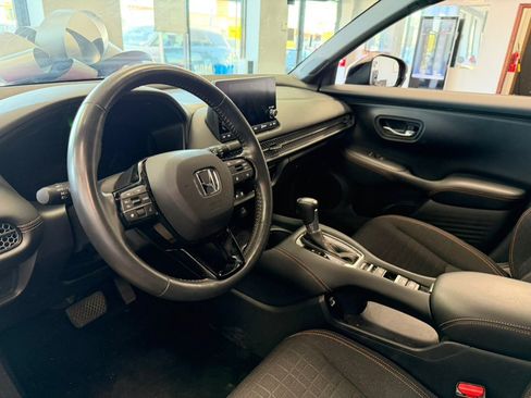 Used 2023 Honda HR-V Sport image 22