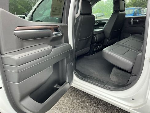 Used 2024 GMC Sierra 1500 SLT AWD/4WD image 22