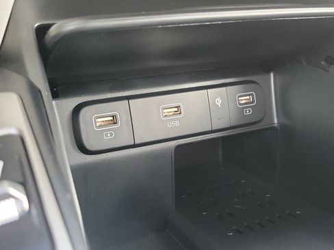 Used 2022 Kia Sorento EX w/ Panoramic Sunroof Package FWD image 37