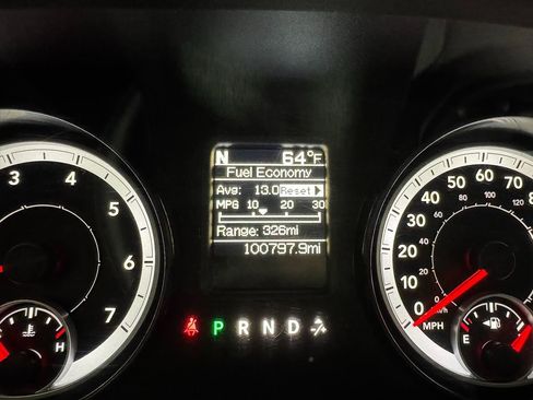 Used 2015 RAM 1500 Express image 31