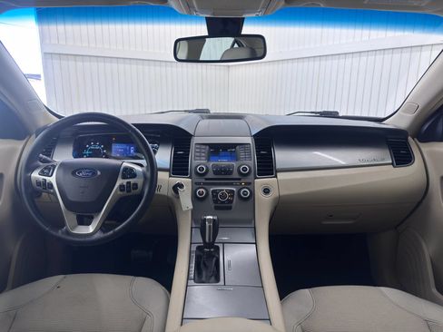 Used 2015 Ford Taurus SEL FWD image 17