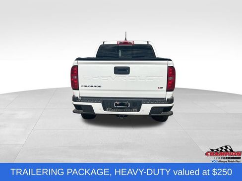 Used 2022 Chevrolet Colorado Z71 AWD/4WD image 4