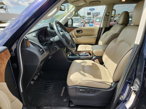 Used 2023 Nissan Armada SL w/ Captain's Chairs Package image 11