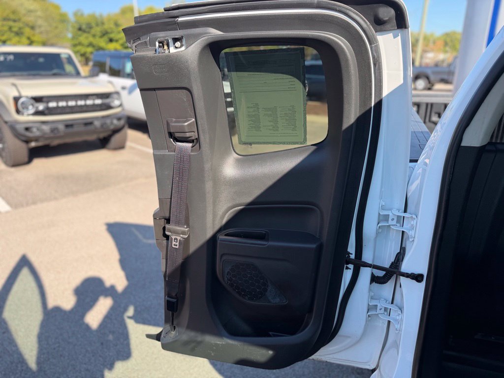 Used 2021 Chevrolet Colorado LT w/ Fleet Safety Package RWD image 12