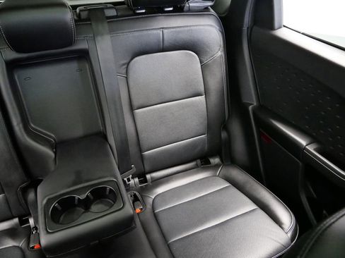 Used 2020 Ford Escape Titanium image 26