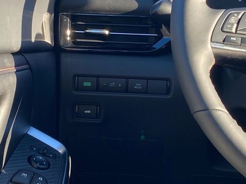 New 2025 Nissan Sentra SR w/ SR Premium Package image 24