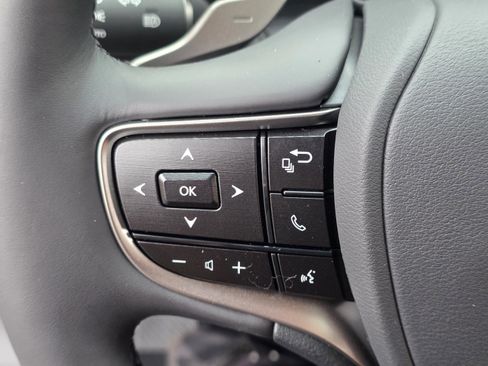 New 2025 Lexus ES 350 w/ Premium Package image 16