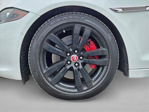 Used 2017 Jaguar XJ L Portfolio image 24