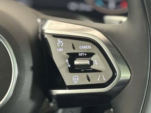 New 2026 Jaguar F-PACE R-Dynamic S image 19