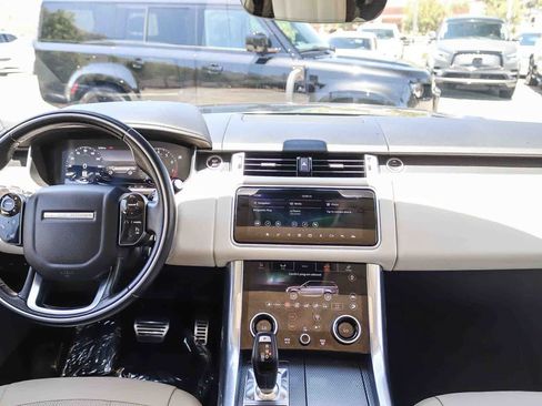 Used 2019 Land Rover Range Rover Sport Supercharged AWD/4WD image 12