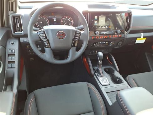 New 2026 Nissan Frontier PRO-4X w/ Pro-4x Convenience Package AWD/4WD image 13