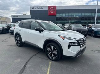 Used 2024 Nissan Rogue SL AWD/4WD video 1
