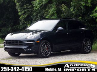 Used 2018 Porsche Macan Turbo image 1