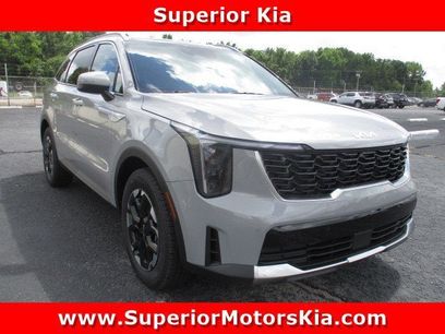 New 2025 Kia Sorento S