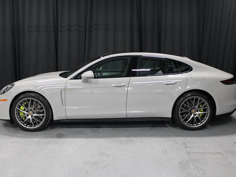 Used 2023 Porsche Panamera 4S image 2