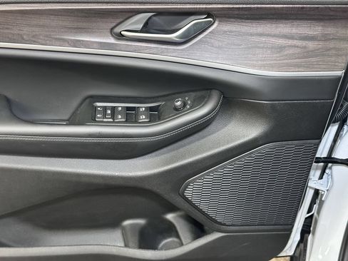 New 2026 Jeep Grand Cherokee L 4WD image 21