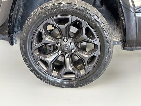 Used 2021 RAM 1500 Limited w/ Night Edition AWD/4WD image 35