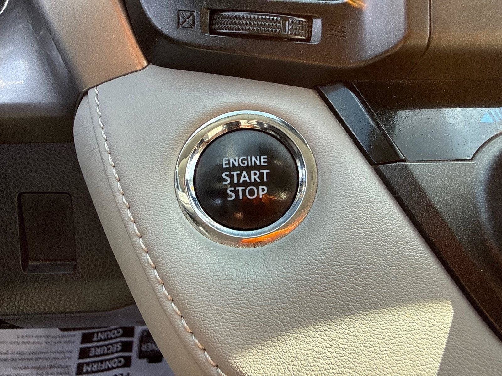 Used 2016 Toyota RAV4 XLE w/ Convenience Package FWD image 17