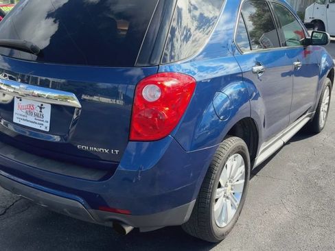 Used 2010 Chevrolet Equinox LT w/ Chrome Appearance Package AWD/4WD image 8