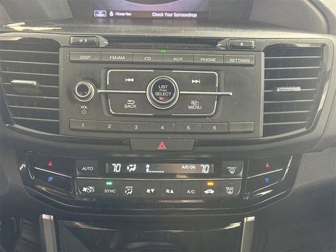 Used 2017 Honda Accord Sport image 6