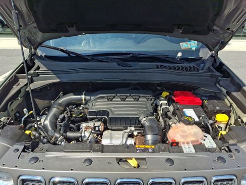 Used 2021 Jeep Renegade Limited AWD/4WD image 27
