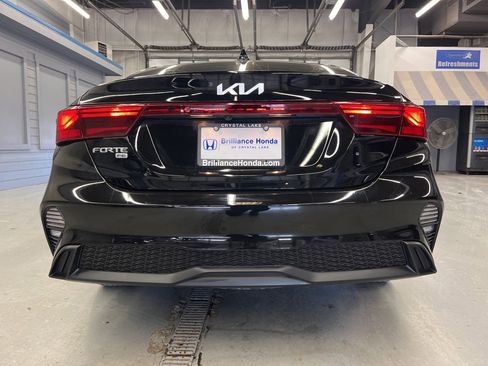 Used 2023 Kia Forte LX image 6