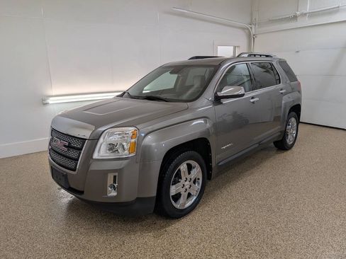 Used 2012 GMC Terrain SLT AWD/4WD image 2