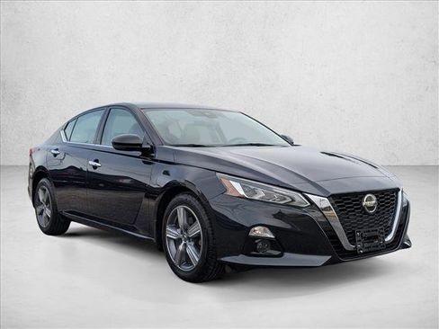 Used 2019 Nissan Altima 2.5 SL image 3