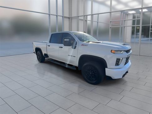Used 2022 Chevrolet Silverado 2500 LT w/ Z71 Sport Edition image 3