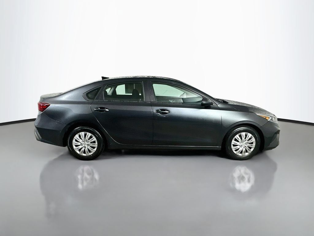 Used 2023 Kia Forte LX FWD image 7