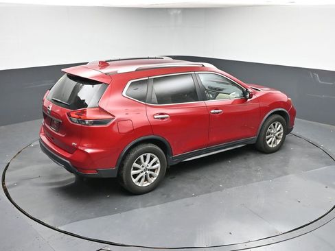 Used 2017 Nissan Rogue SV image 21