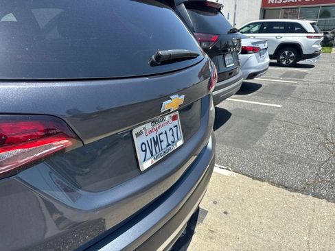 Used 2023 Chevrolet Equinox LT FWD image 4