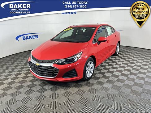 Certified 2019 Chevrolet Cruze LT w/ LT Fleet Convenience Package image 1