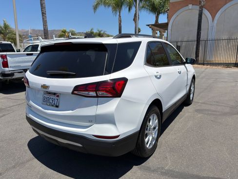 Used 2022 Chevrolet Equinox LT FWD image 8