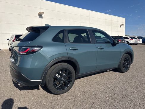 Used 2024 Honda HR-V Sport image 4