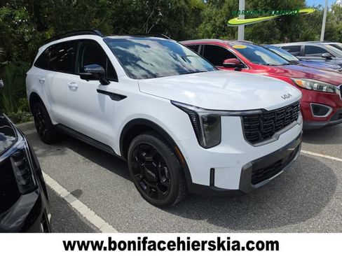 Certified 2025 Kia Sorento SX AWD/4WD image 1