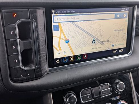 Certified 2021 GMC Yukon Denali w/ Denali Premium Package image 13