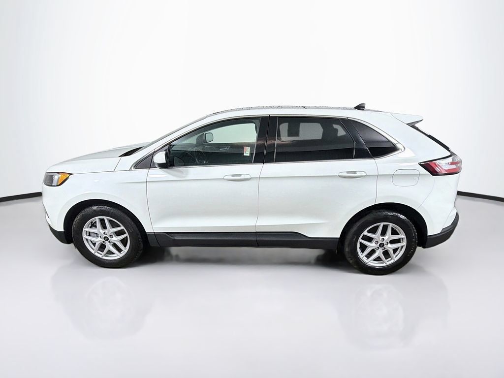 Used 2024 Ford Edge SEL w/ Convenience Package AWD/4WD image 8