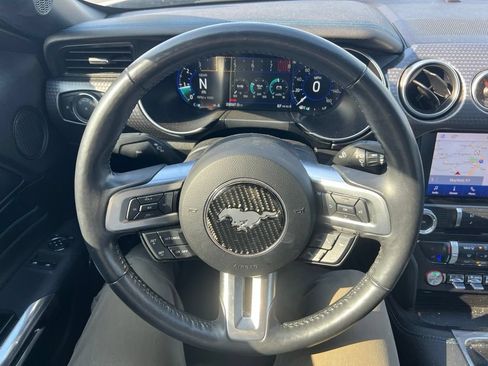 Used 2019 Ford Mustang GT Premium w/ Performance Package - Level 2 RWD image 11