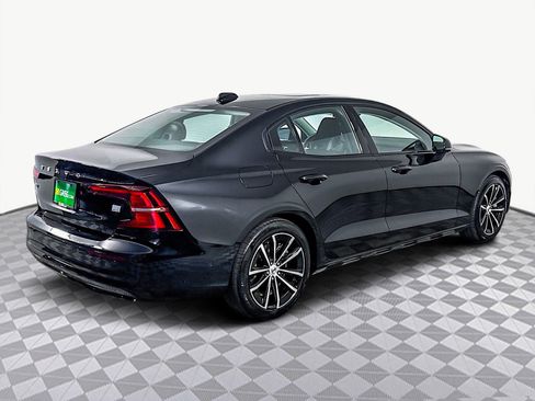 Used 2023 Volvo S60 T8 Plus image 10