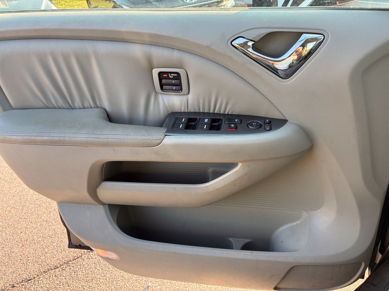 Used 2005 Honda Odyssey Touring image 5